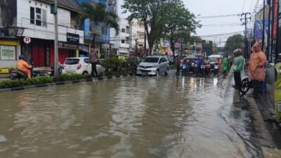 Hujan Ekstrem Rendam Sejumlah Titik Balikpapan, Ancaman Rob Mengintai Wilayah Pesisir