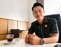 Dari Nasi Garam di Manggar hingga Kursi DPRD, Lintasan Hidup Sofyan Jufri