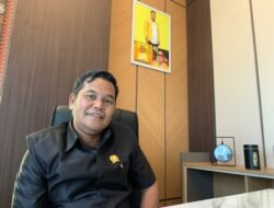 Ateng dan Gunung Guntur: Kisah Politisi yang Ingin Mengubah Citra Kampung Masa Kecilnya