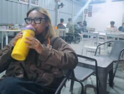 Tiga Jam di Loka 